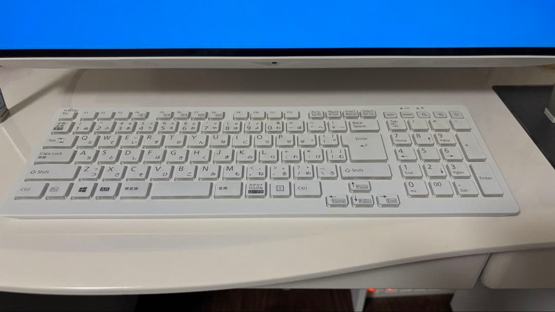 【美品】富士通デスクトップ一体型　テレビ機能　Blu-ray使用可