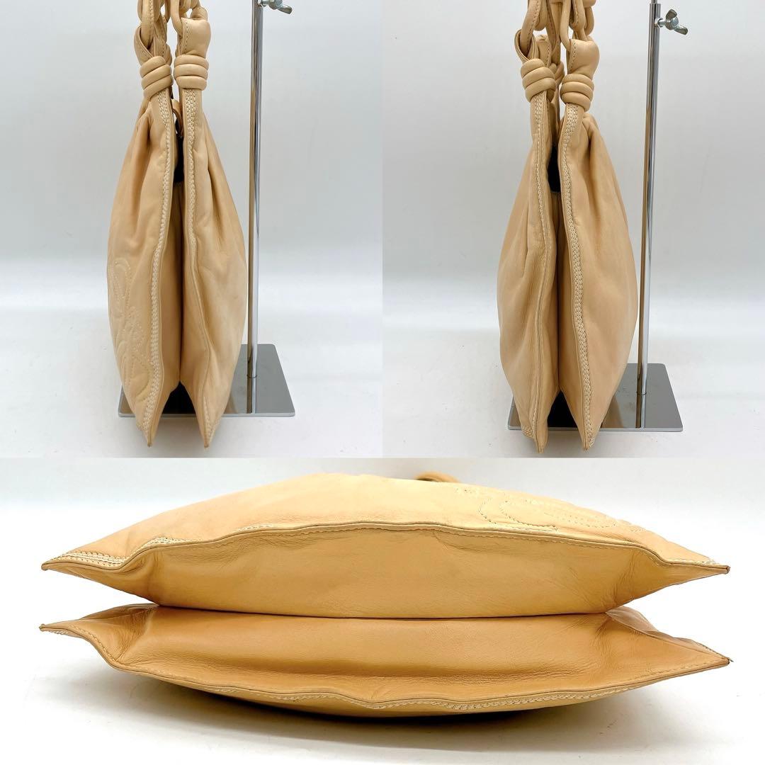 【LOEWE】ハンドバッグ　アナグラム　ノットハンドル　レザー　ベージュ