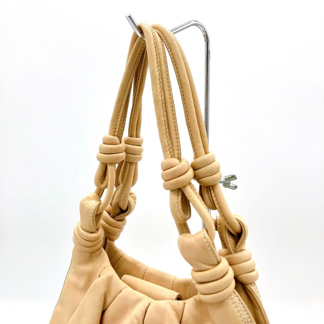 【LOEWE】ハンドバッグ　アナグラム　ノットハンドル　レザー　ベージュ