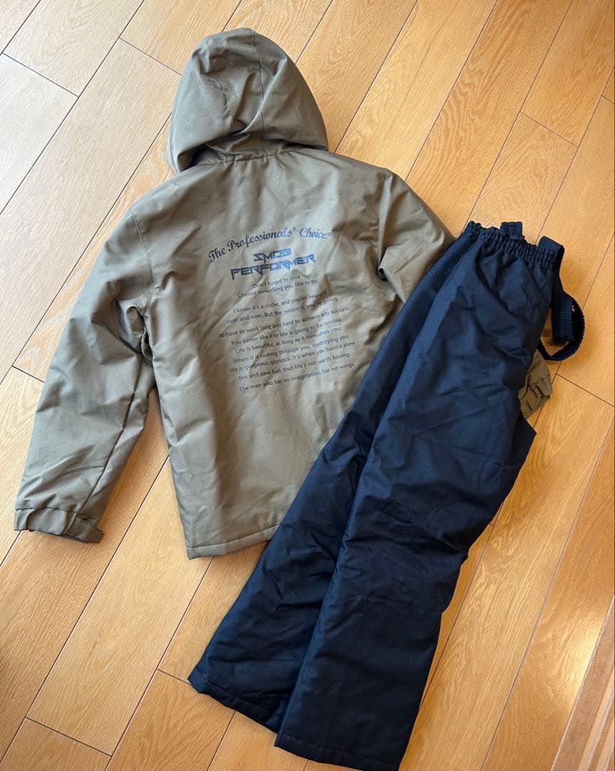 スキーウェア スノボウェア 上カーキ下ブラック 160㎝