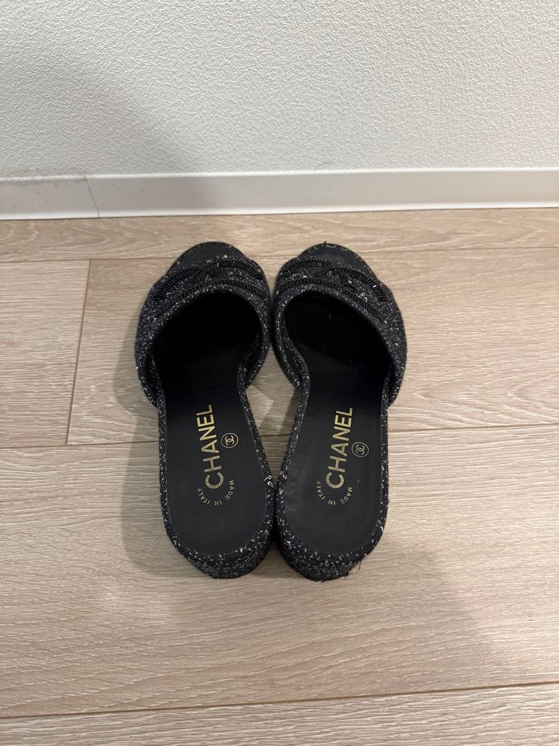 CHANEL ブラック スパンコール サンダル