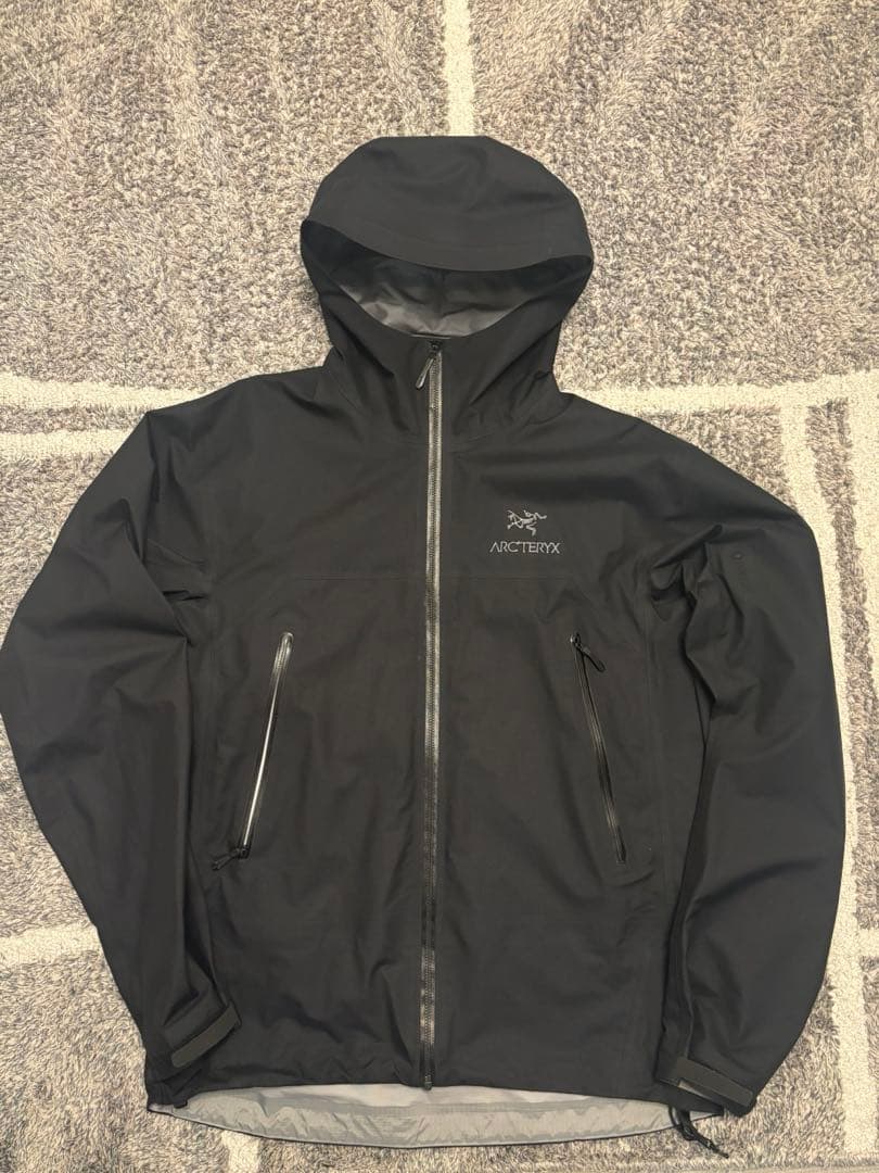 ARC'TERYX ベータジャケット　ワードロゴ　Mサイズ