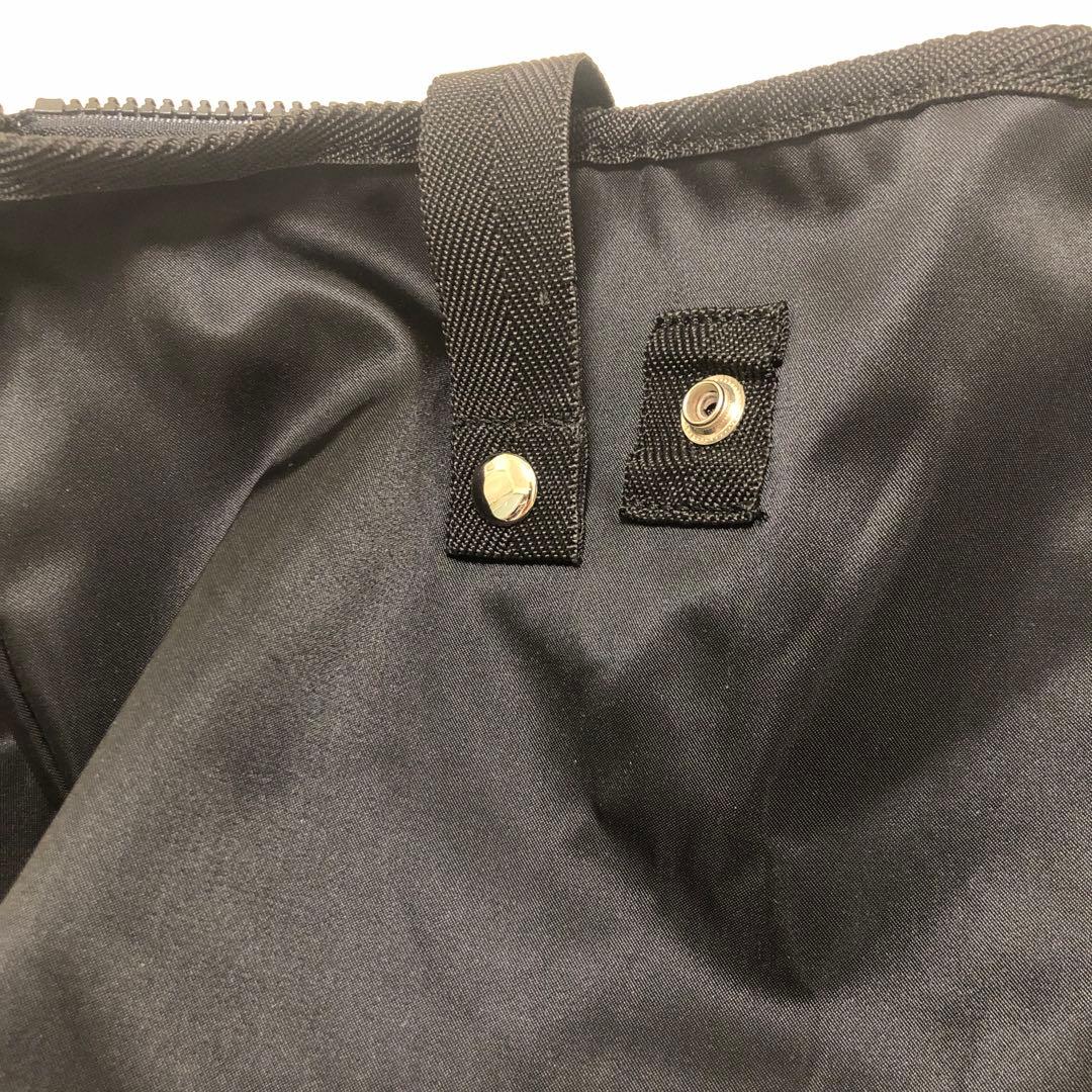 ワイズ　ショルダーバッグ