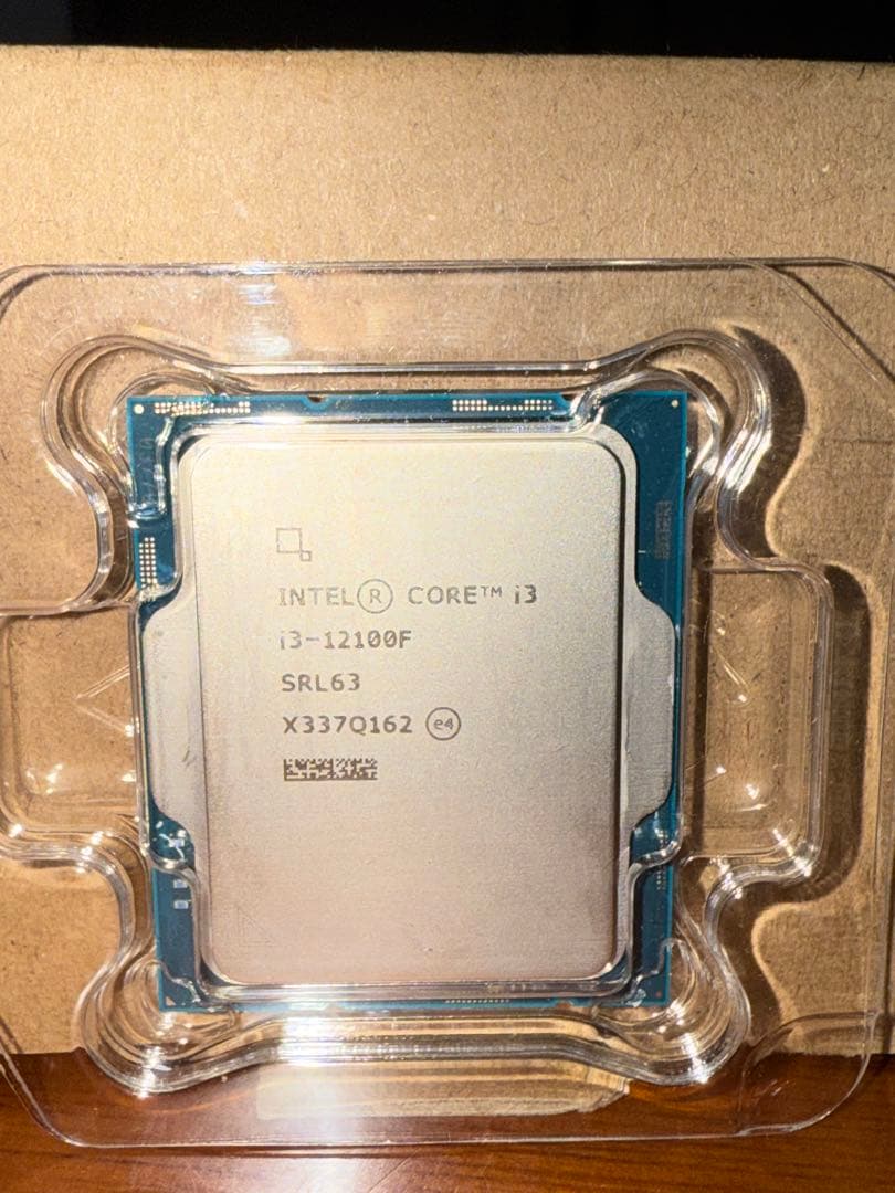 インテル CPU Core i3-12100F