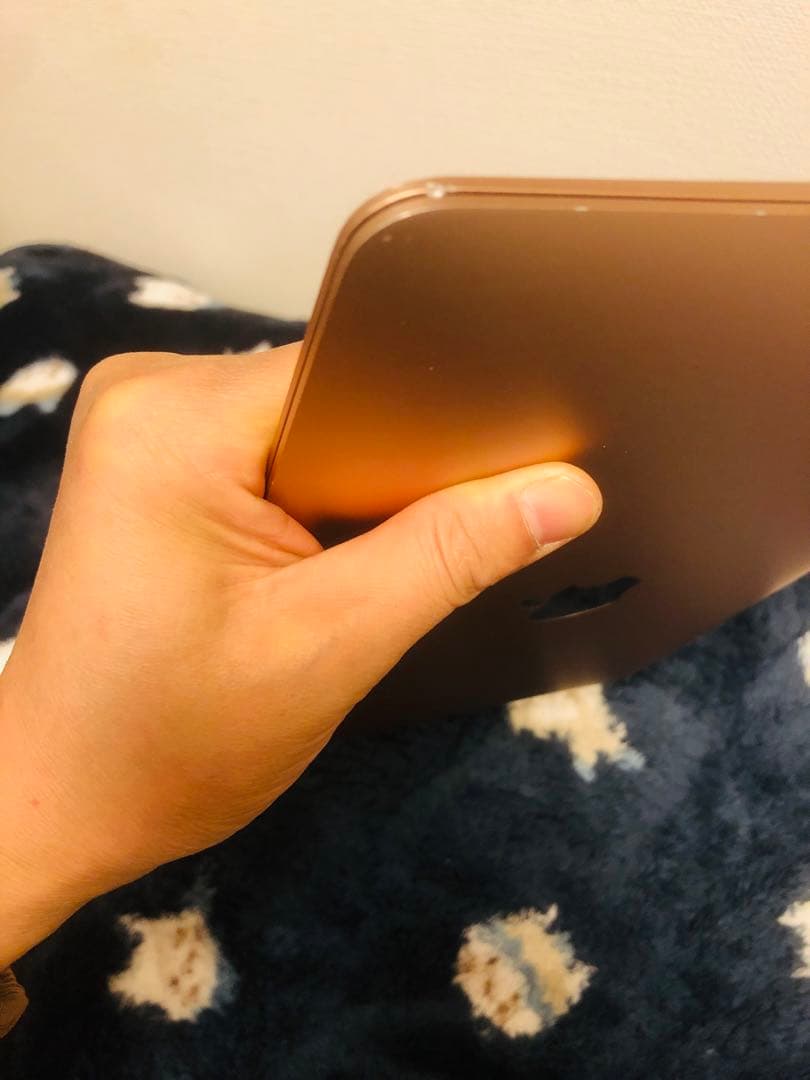 MacBook Air 2020 13インチ 8GB/256GB 充放電228回