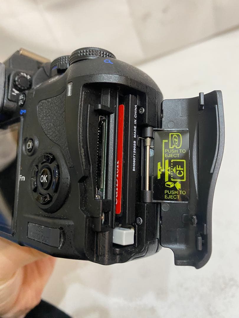 sh2423 Olympus E-420 デジタル一眼レフカメラ