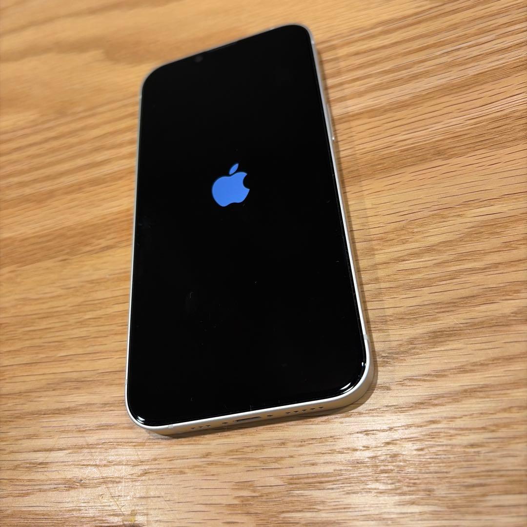 Apple iPhone 13 256GB ホワイト 本体