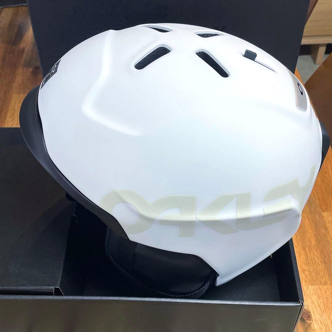 【新品・未使用】OAKLEY オークリー　MOD3 ヘルメット　Lサイズ