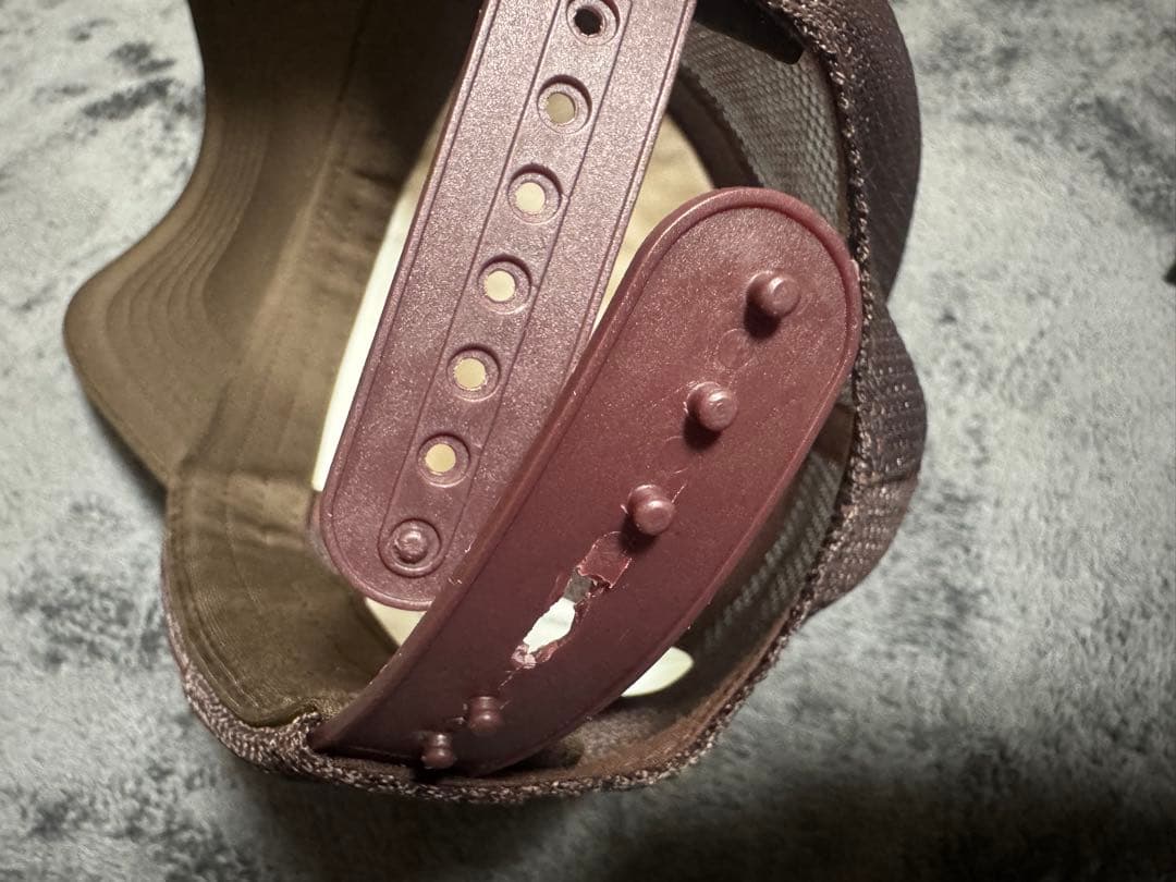 AMBUSH メッシュキャップ 破損あり！