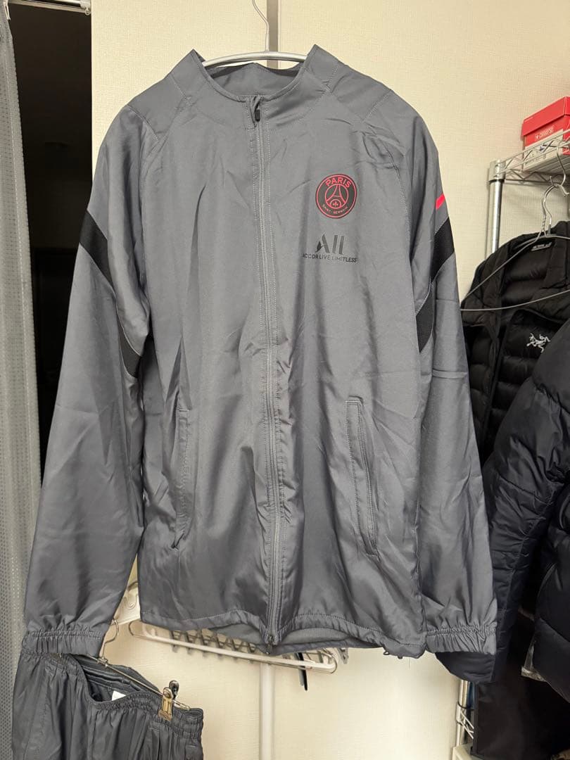 パリ・サンジェルマン ドライフィット トラックスーツ