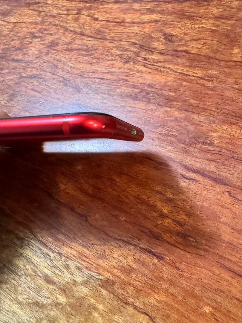 iPhone (赤色) SE 128GB 本体