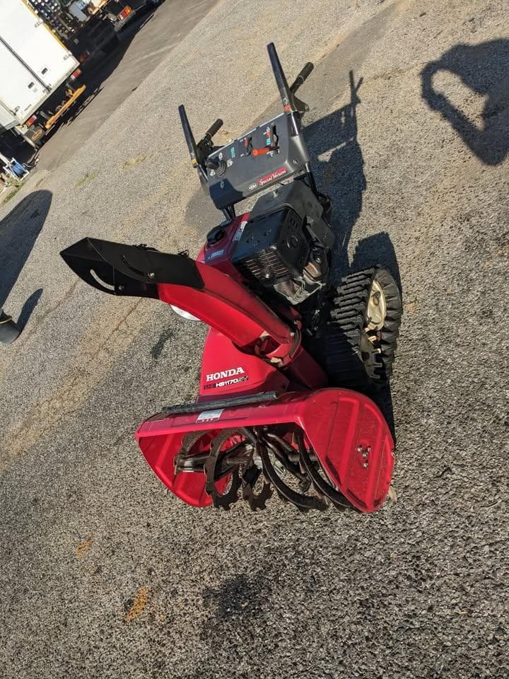 除雪機 ホンダ スノーラ HS1170SV(SADJ)・電動シューター☆整備済み