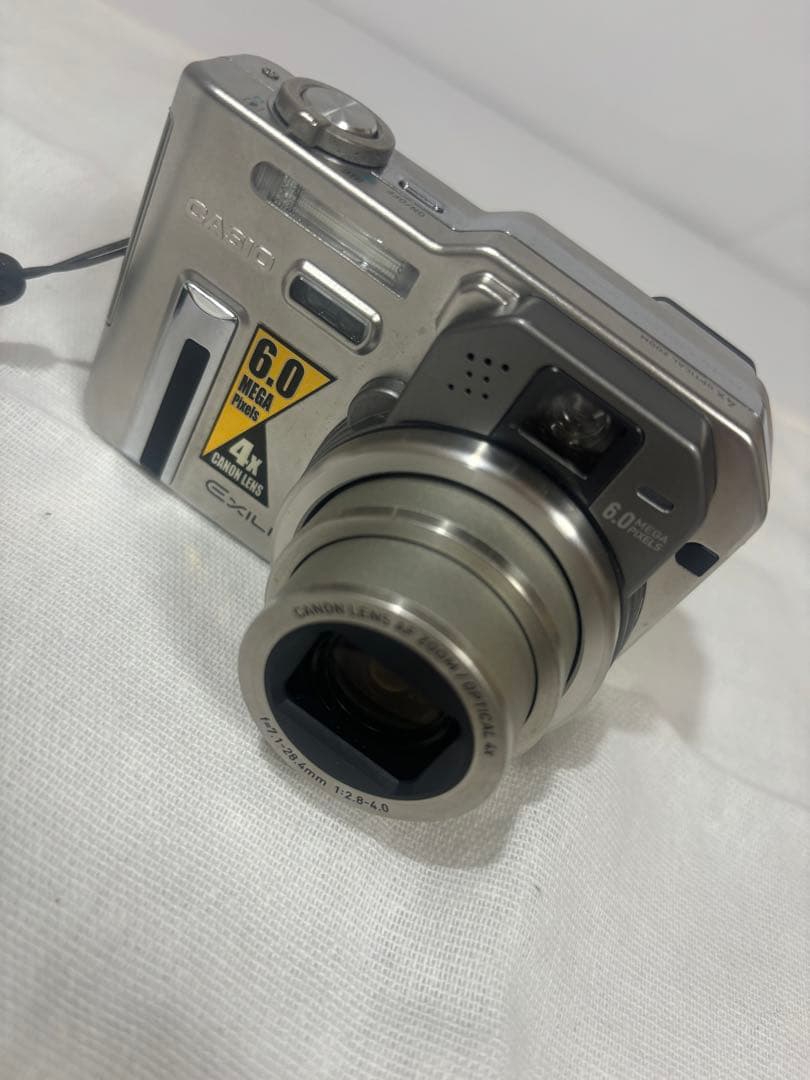 CASIO カシオ EXILIM EX-P600 デジタルカメラ