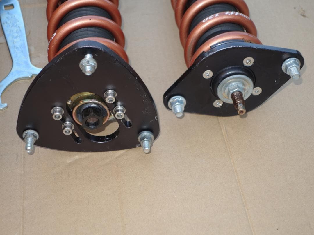 走行小 美品 レーシングギア 車高調 brz zn6 86 zd8 zn8