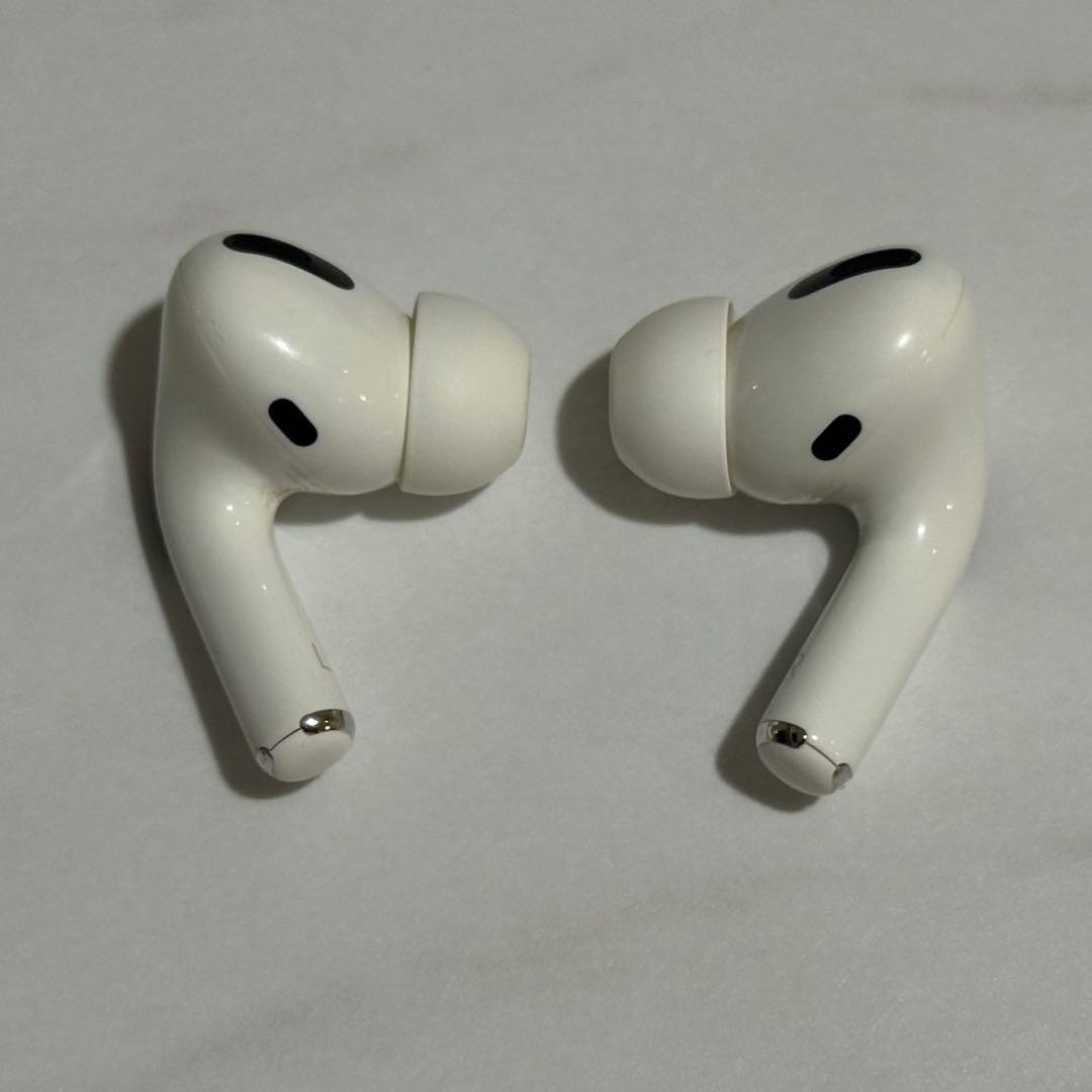 【美品】AirPods Pro 第1世代 正規品 付属品完備・動作OK