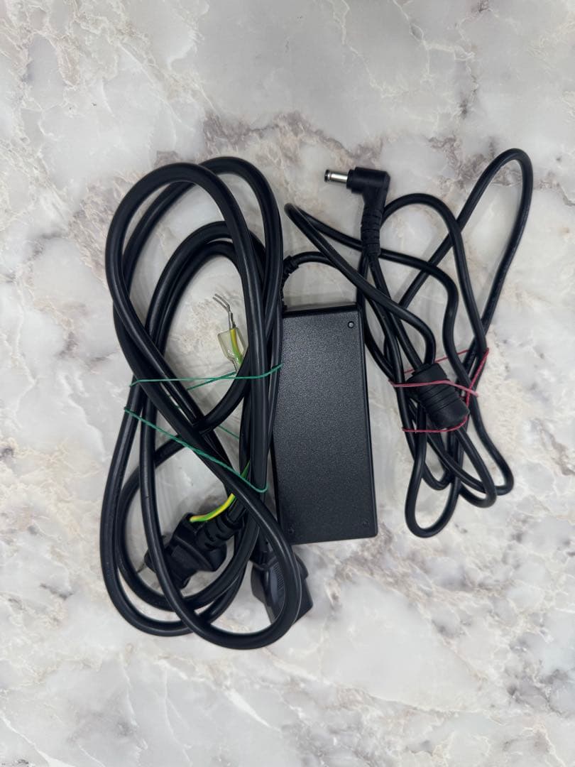 KOKOIST ルブラン　コードレス　LED&UV ライト