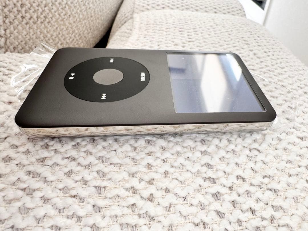 【極美品】iPod classic 第6世代 160GBブラック 新品バッテリー