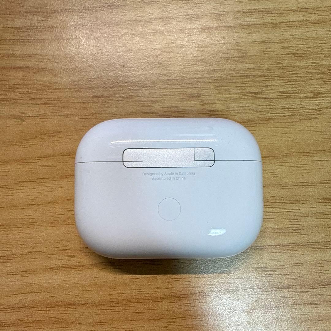 AirPods Pro 第2世代　Apple純正品　本体