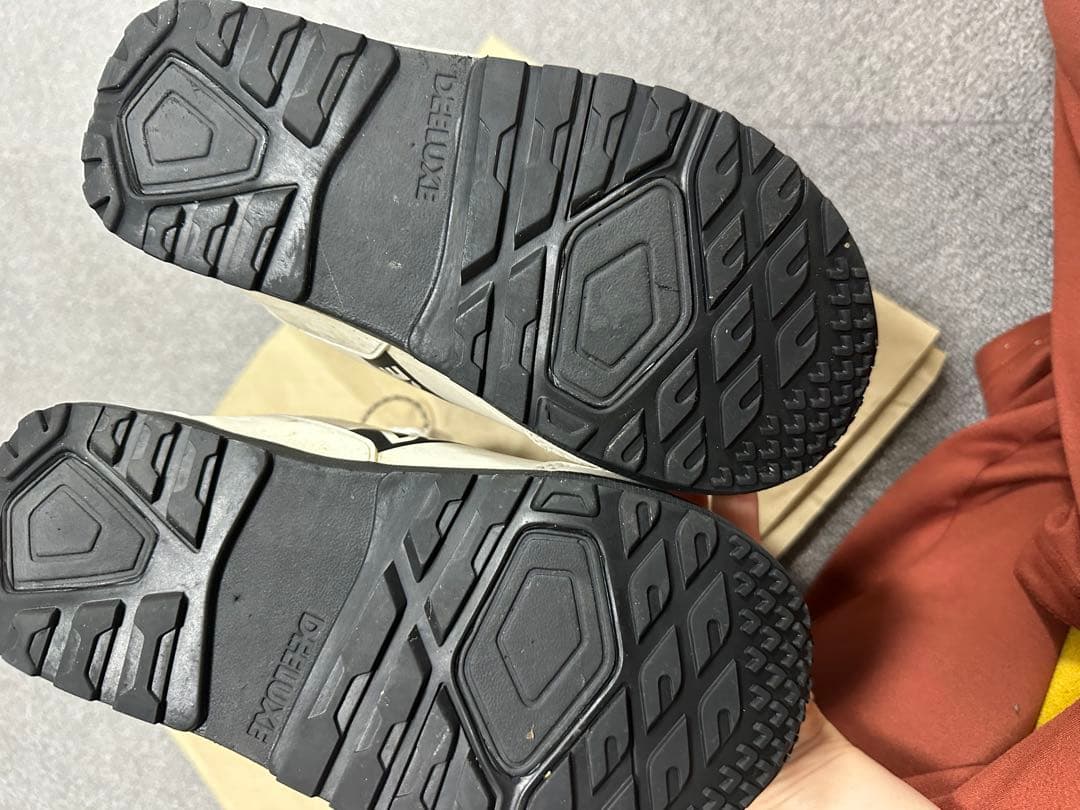 ディーラックス エンパイヤ 22.5cm