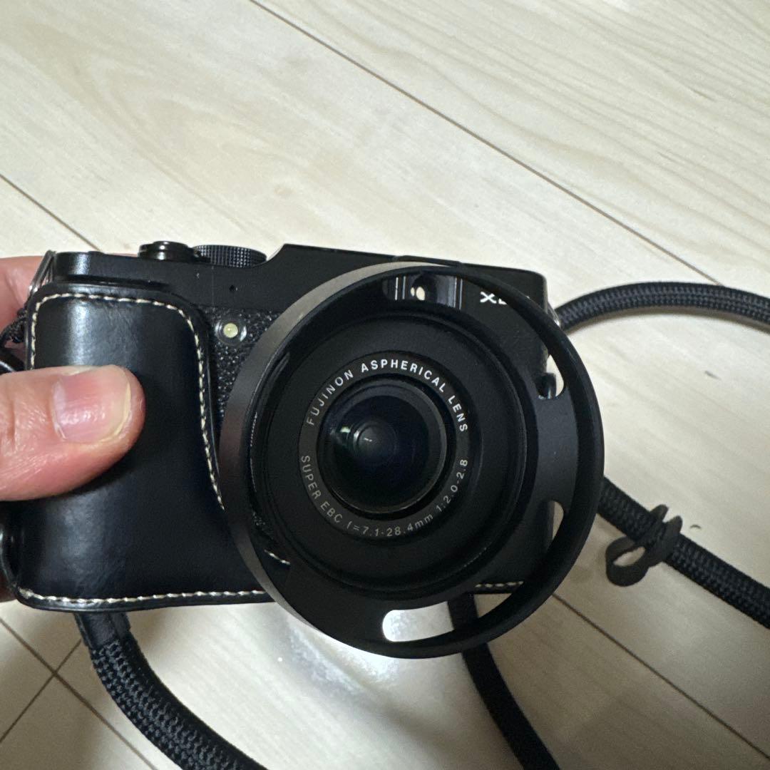 FUJIFILM X20 デジタルカメラ 本体