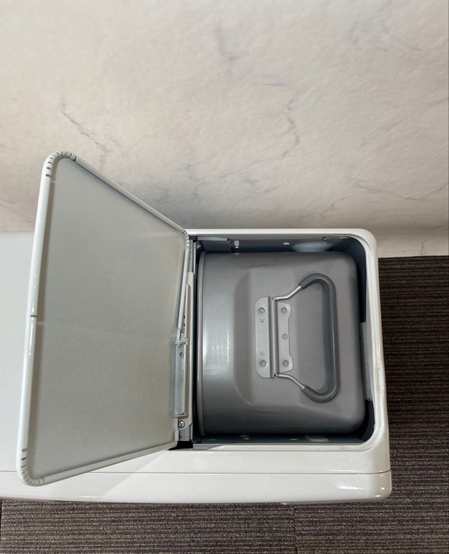 898 コロナ 石油ファンヒーター ストーブ パールホワイト 取説付き 暖房器具