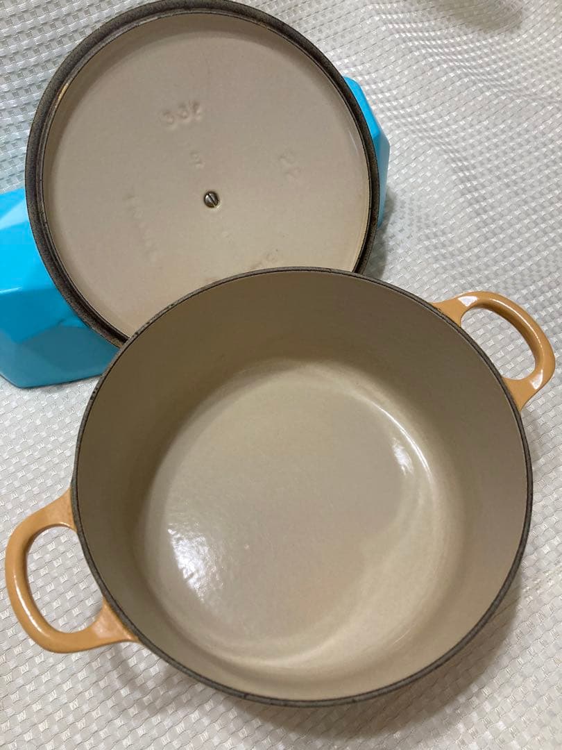 Le Creuset ル・クルーゼ　ココット・ロンド　22cm 3.3ℓ