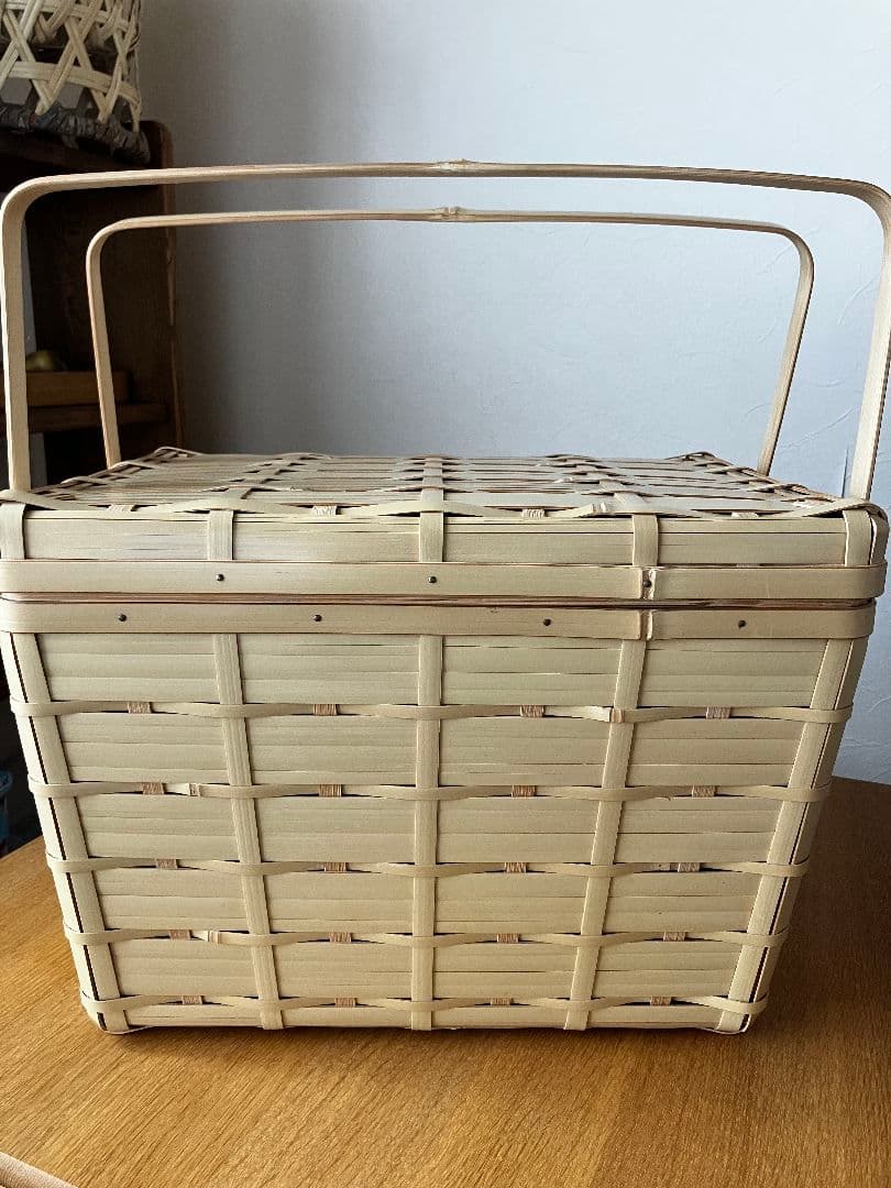 福田真理子さんの蓋付きかご