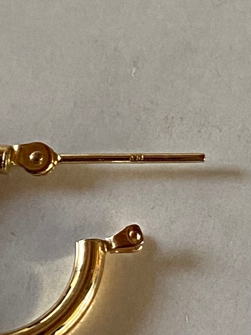 未使用 K18 フープピアス 18金ゴールド 2mm×15mm ペア