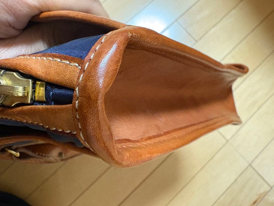 フェリージ　ビジネスバッグ