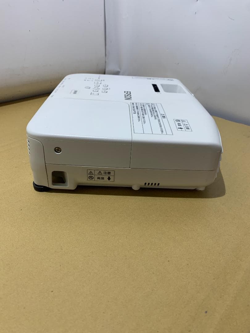 EPSON プロジェクター EB-S03