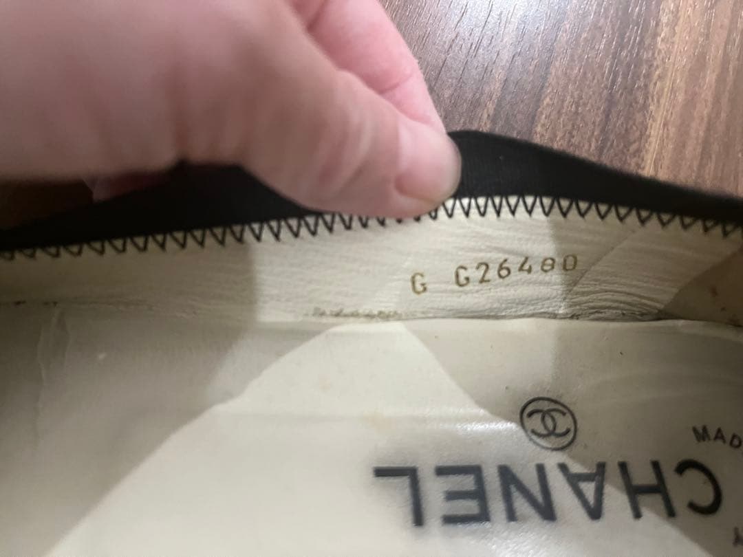 CHANEL ブラック フラットシューズ　37ハーフ