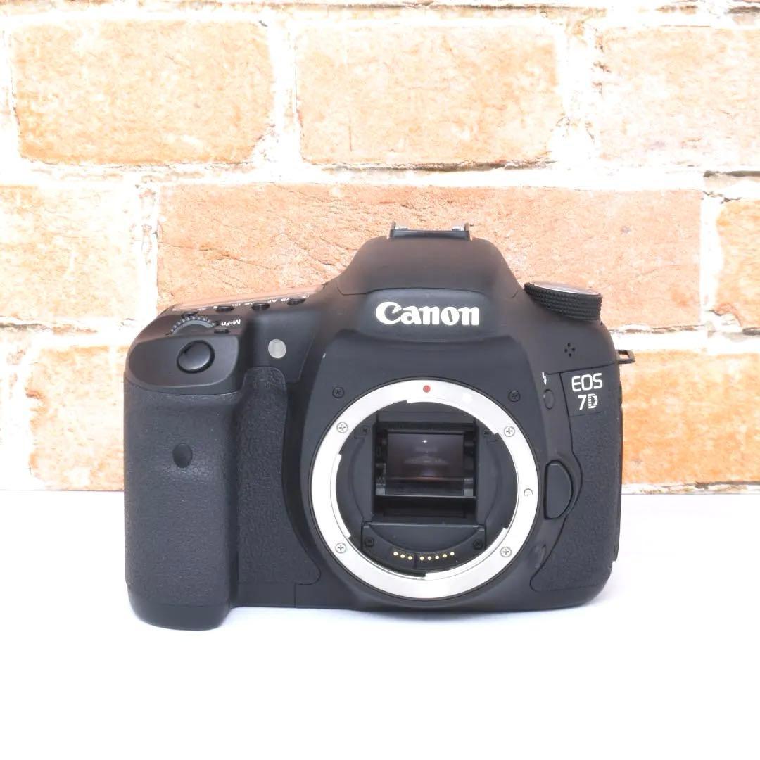 遠くも撮れる超望遠レンズつき✨Canon EOS 7D✨卒業式おすすめ◎