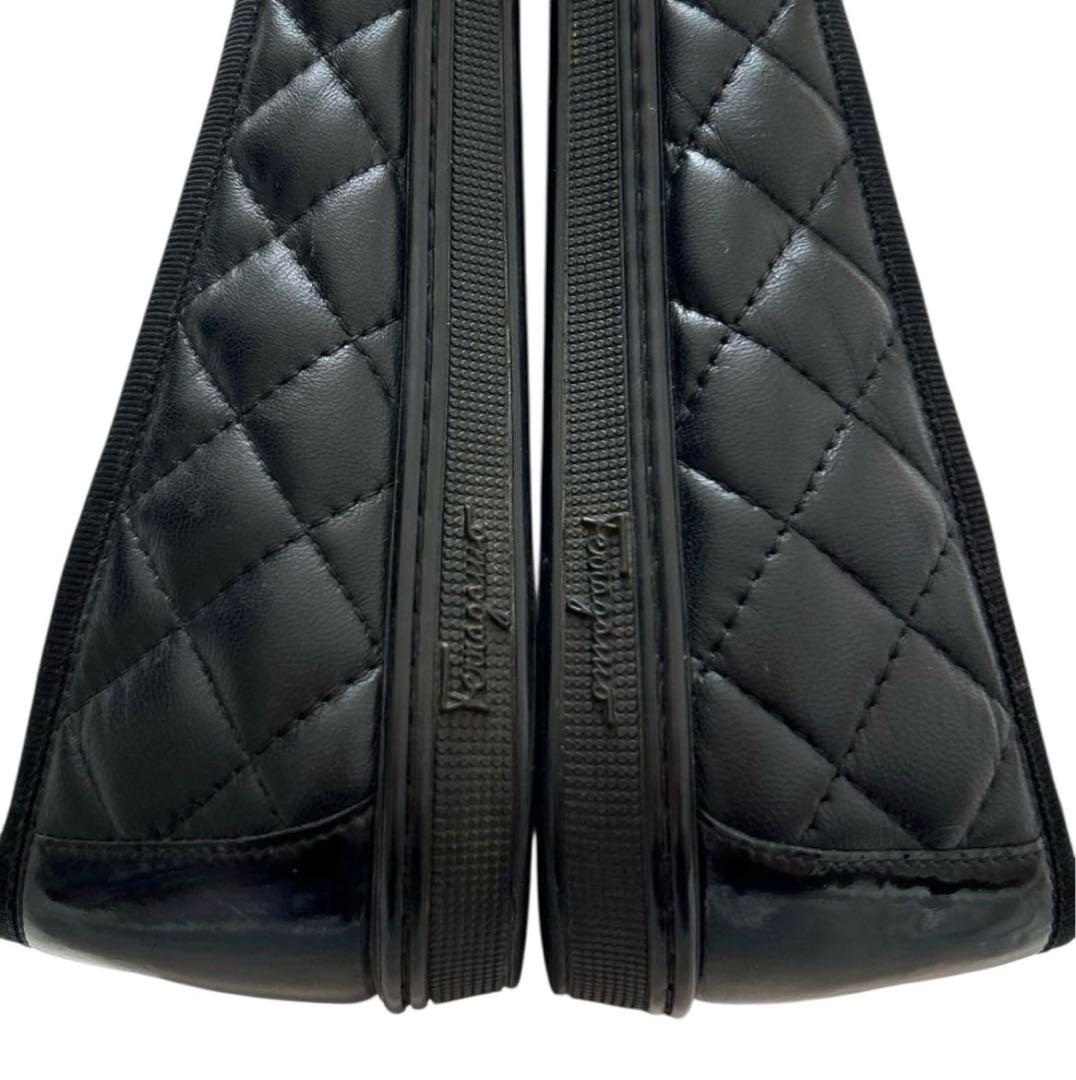 【サニー】FERRAGAMO ヴァラリボン キルティングフラットシューズ