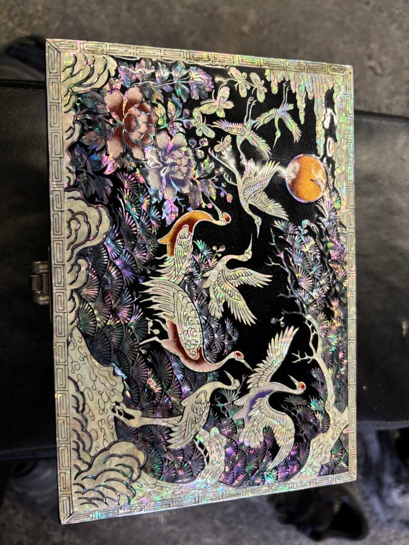 【即決価格】★貴重品物★螺鈿細工の木製収納箱