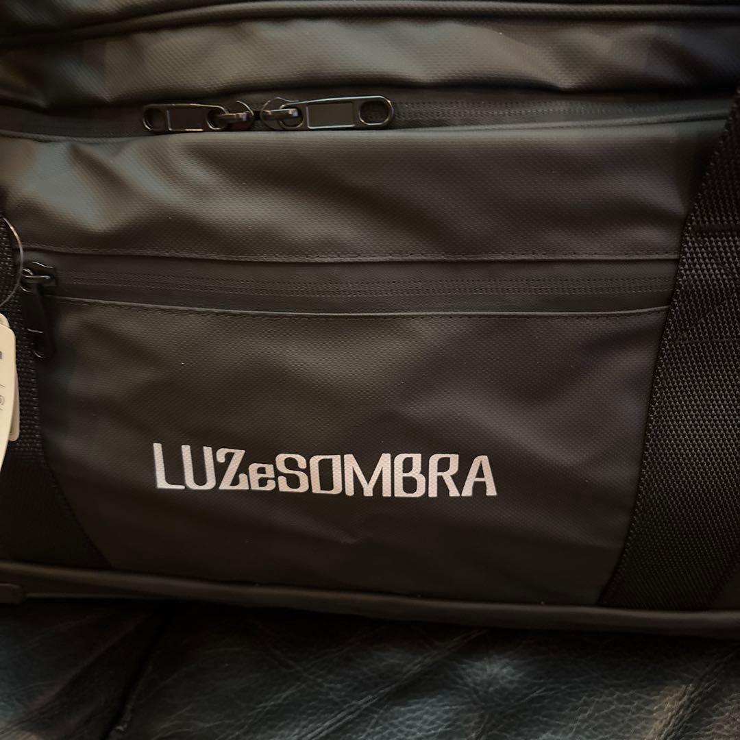 新品未使用　ルースイソンブラ　ブラック　キャリーケース