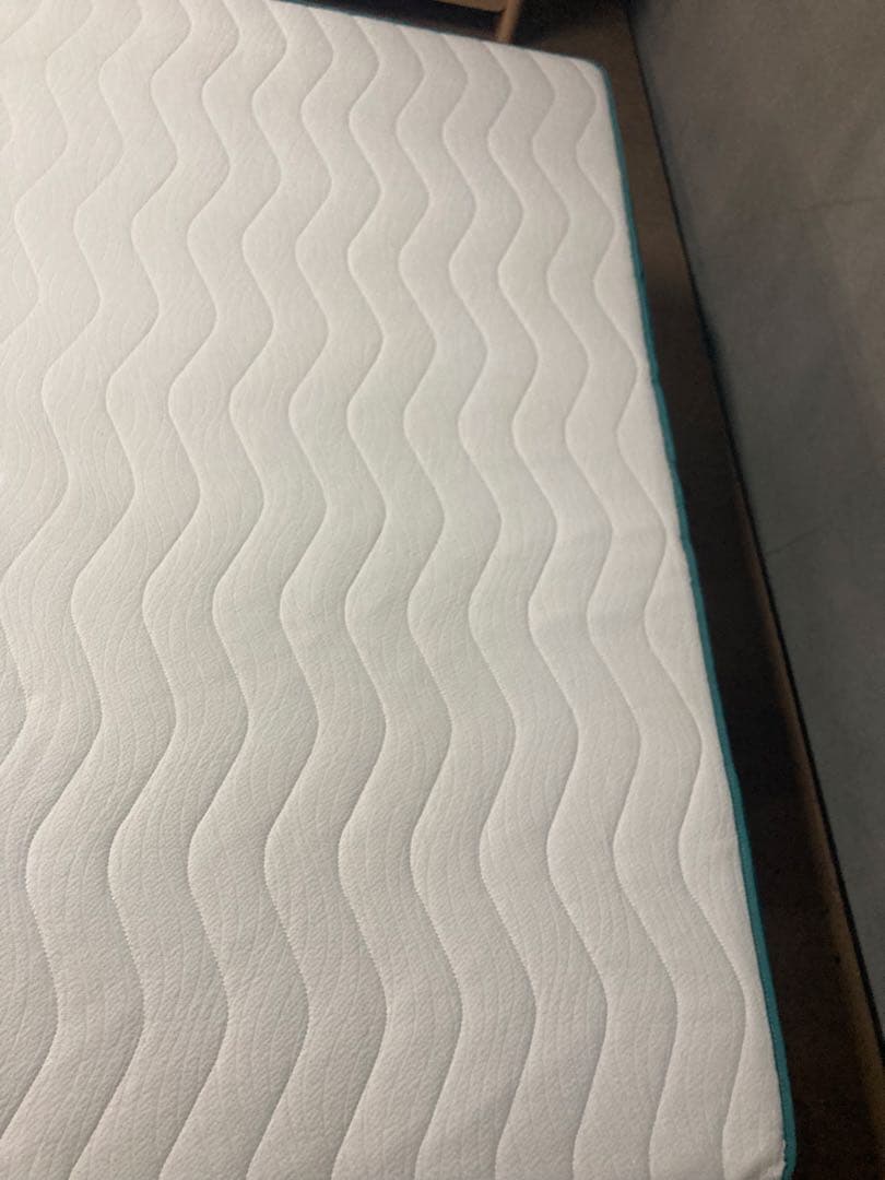 ④（在庫処分セール）コアラマットレスPlas プラス【キング】