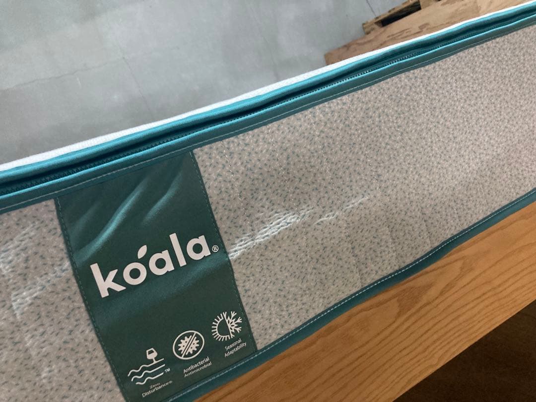 ④（在庫処分セール）コアラマットレスPlas プラス【キング】