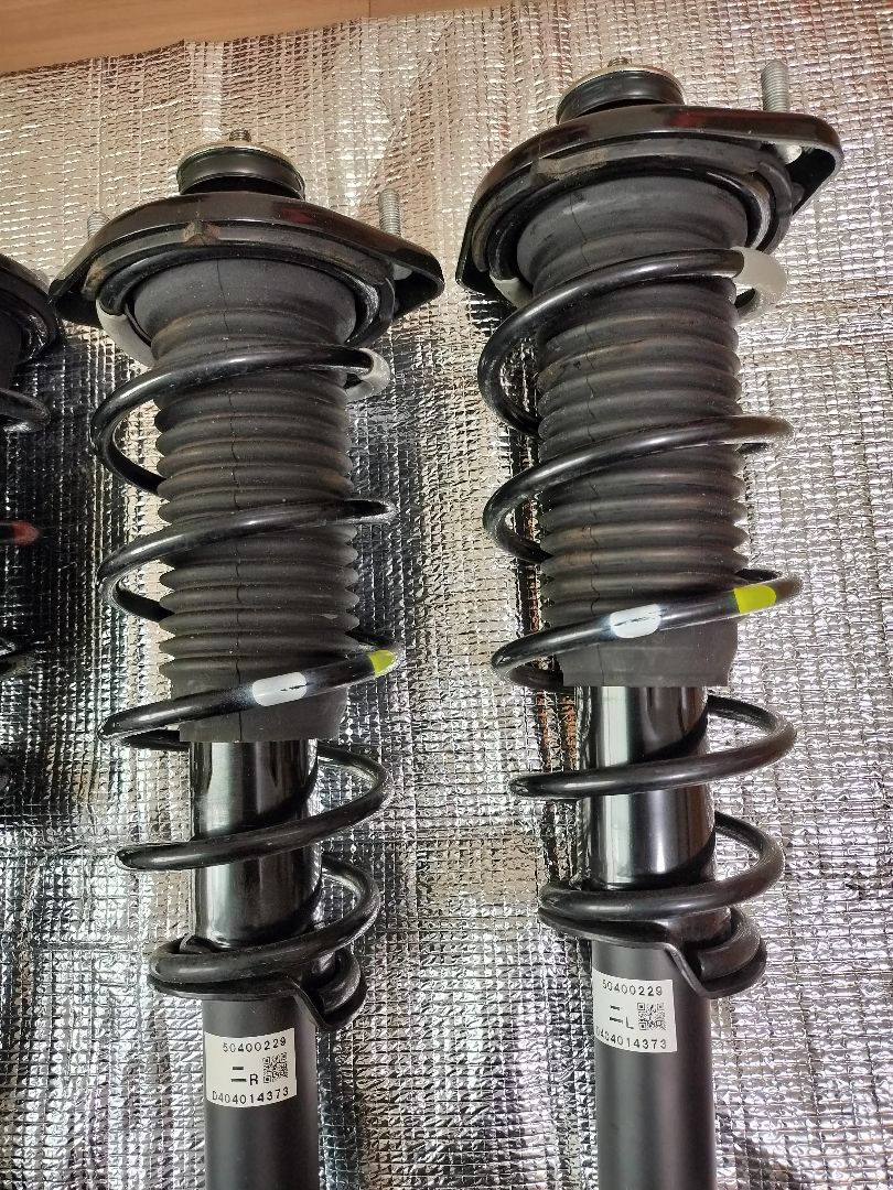 NDロードスター　純正サスペンション一式　走行8000km　2024年式