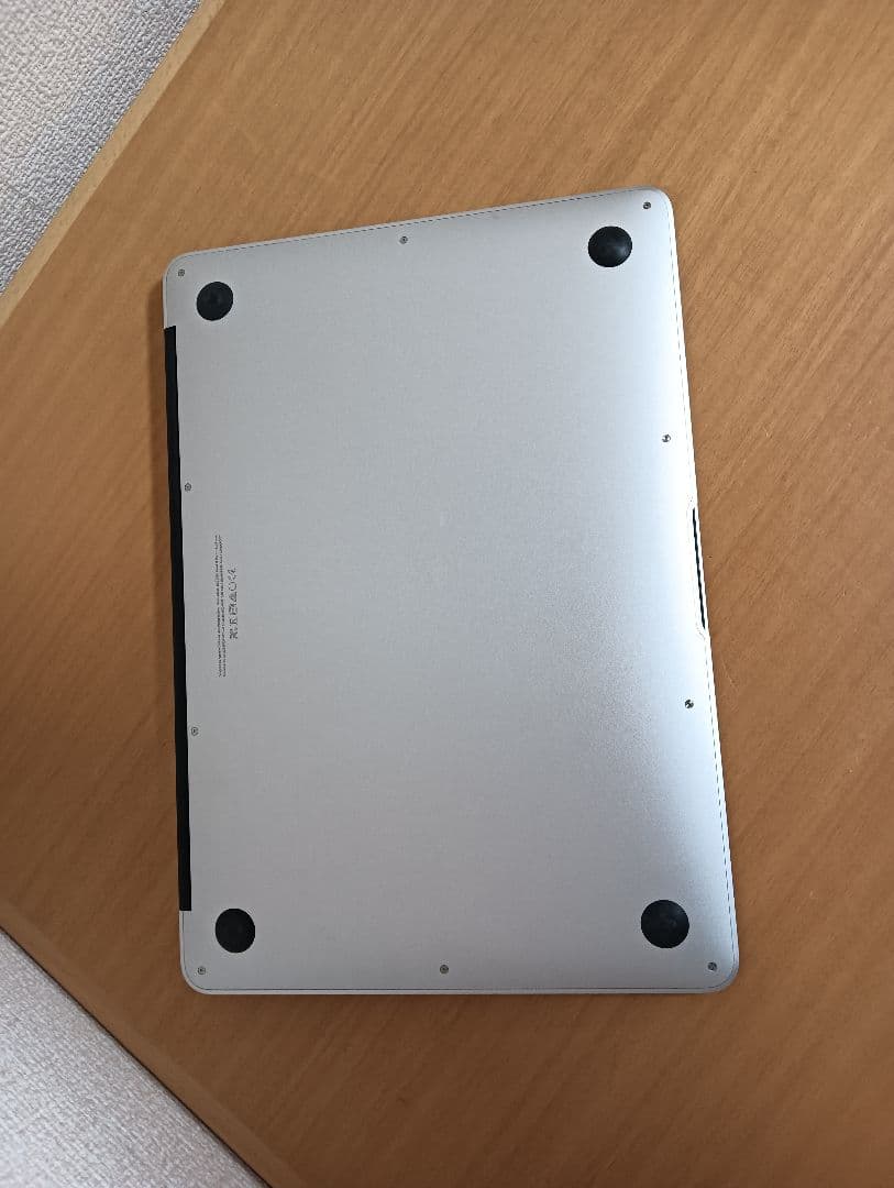 MacBok Air 2015 13型 充放電106回 ＋ DVDドライブ付