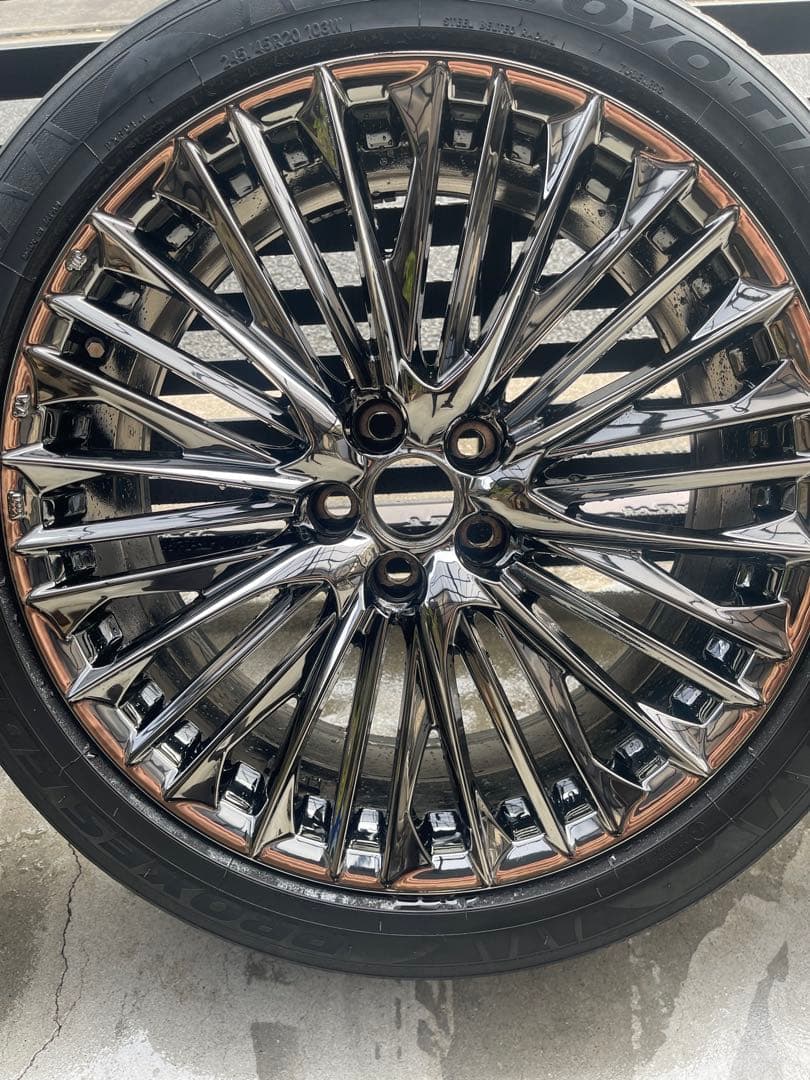 ＷＡＬＤジェニュインラインＦー００１２０インチホイールタイヤセットガリ傷一切なし