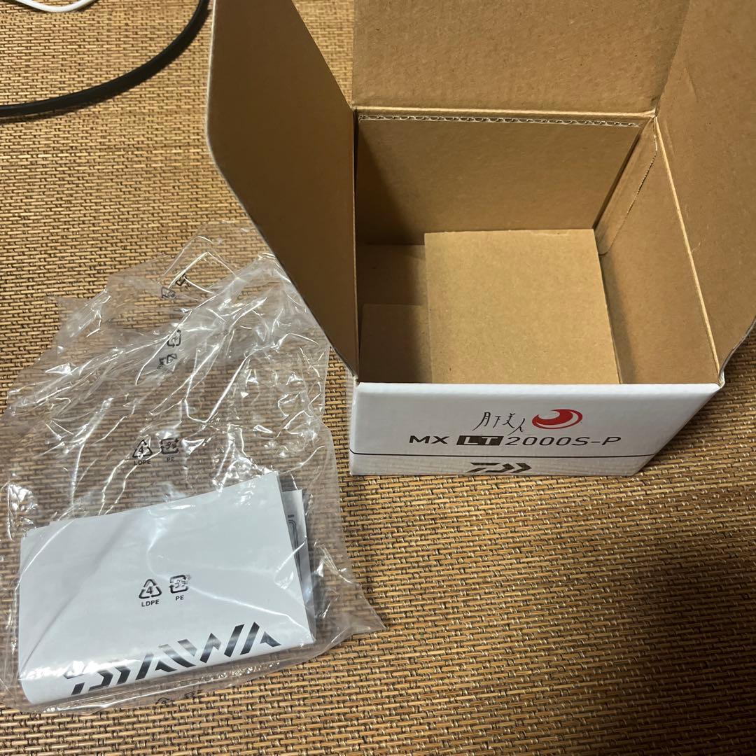 18 月下美人　ＭＸ　LT 2000S-P DRESSダブルハンドル付き