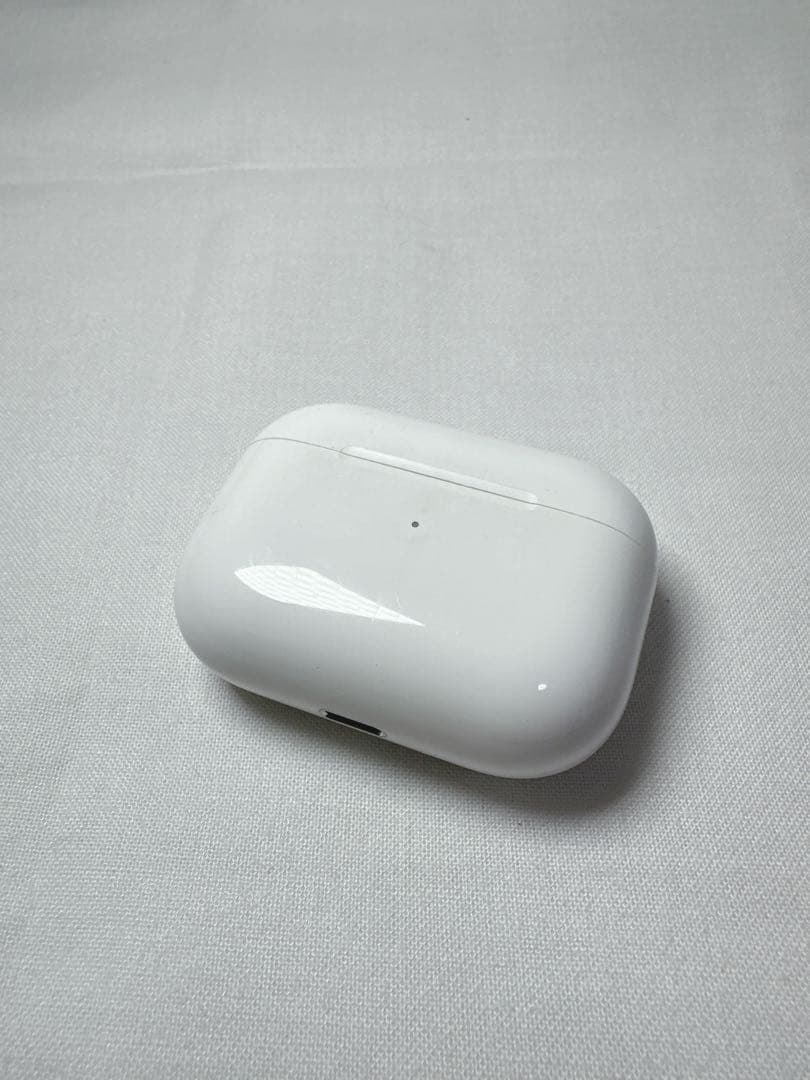 【完動品】アップル　AirPodsプロ第2世代　ブリーフィングケースおまけ