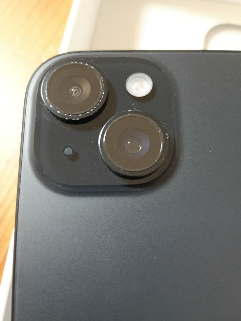 iPhone15　256GB ブラック　バッテリー84%