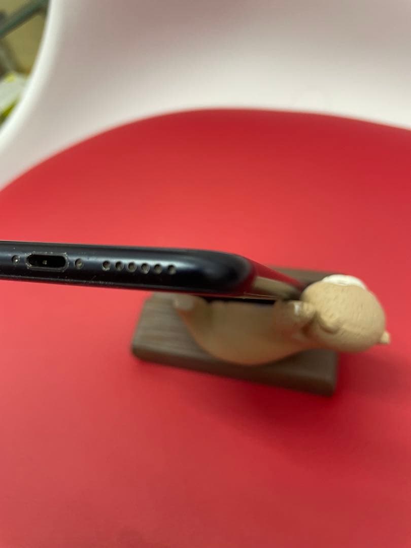 Apple iPhone SE (第3世代) 64GB ブラック 本体