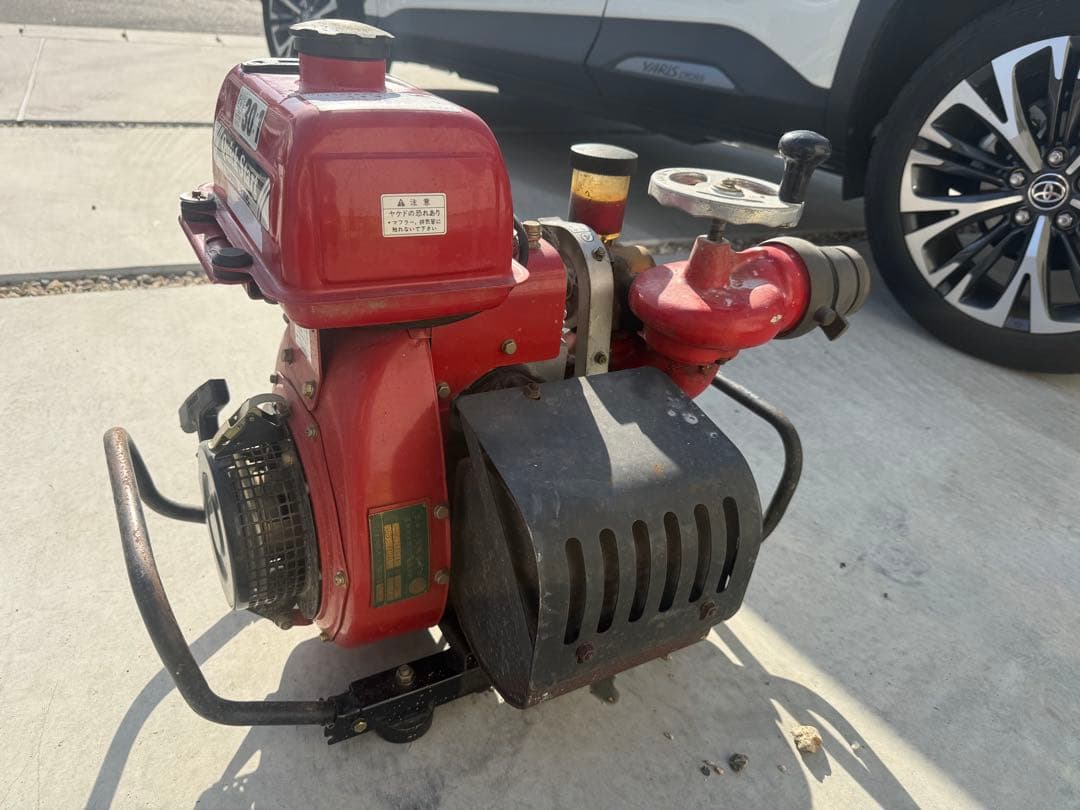 TOHATSU トーハツ 可搬消防ポンプ V20C(S) 放水 消火活動