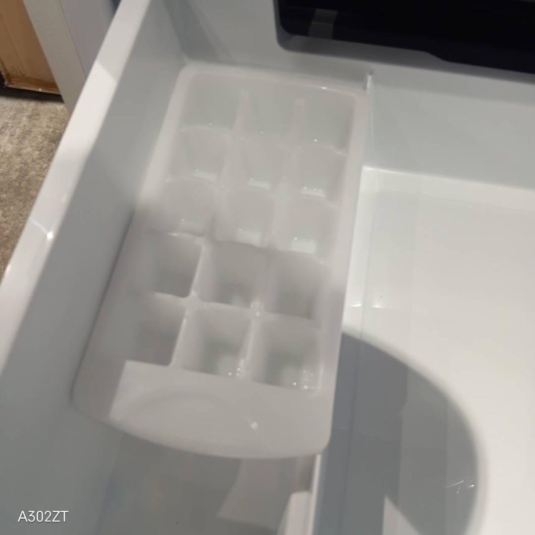 A256★2022年製★アクア　冷蔵庫　ホワイト　自動霜取り　一人暮らし