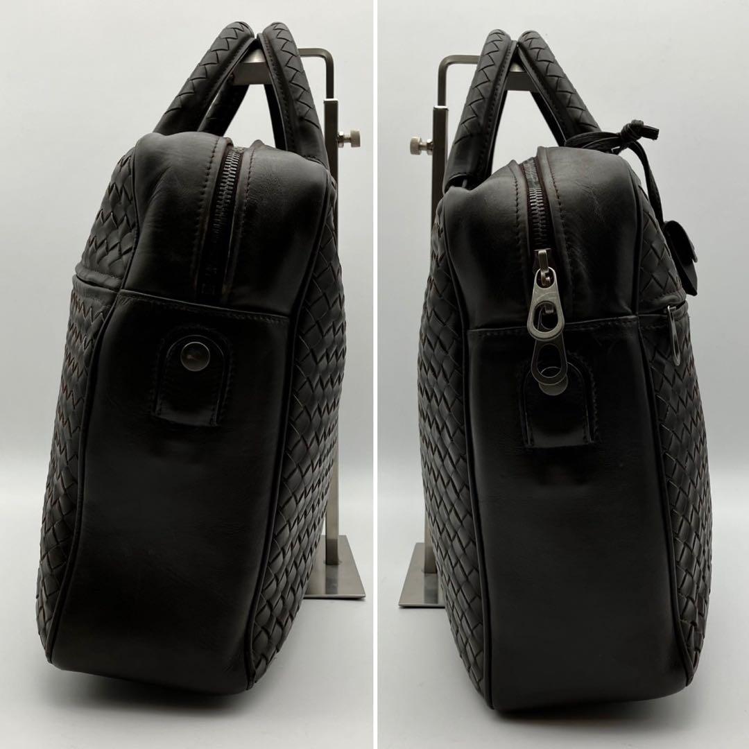 【美品】ボッテガヴェネタ　ビジネスバッグ　イントレチャート　鍵付き　ブラウン