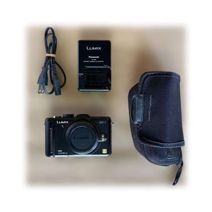 【美品】Panasonic LUMIX DMC-GF1 ブラック