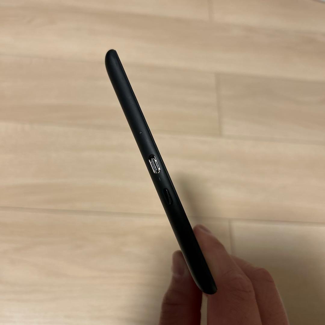 Kindle Paperwhite (8GB) 6.8インチディスプレイ広告あり