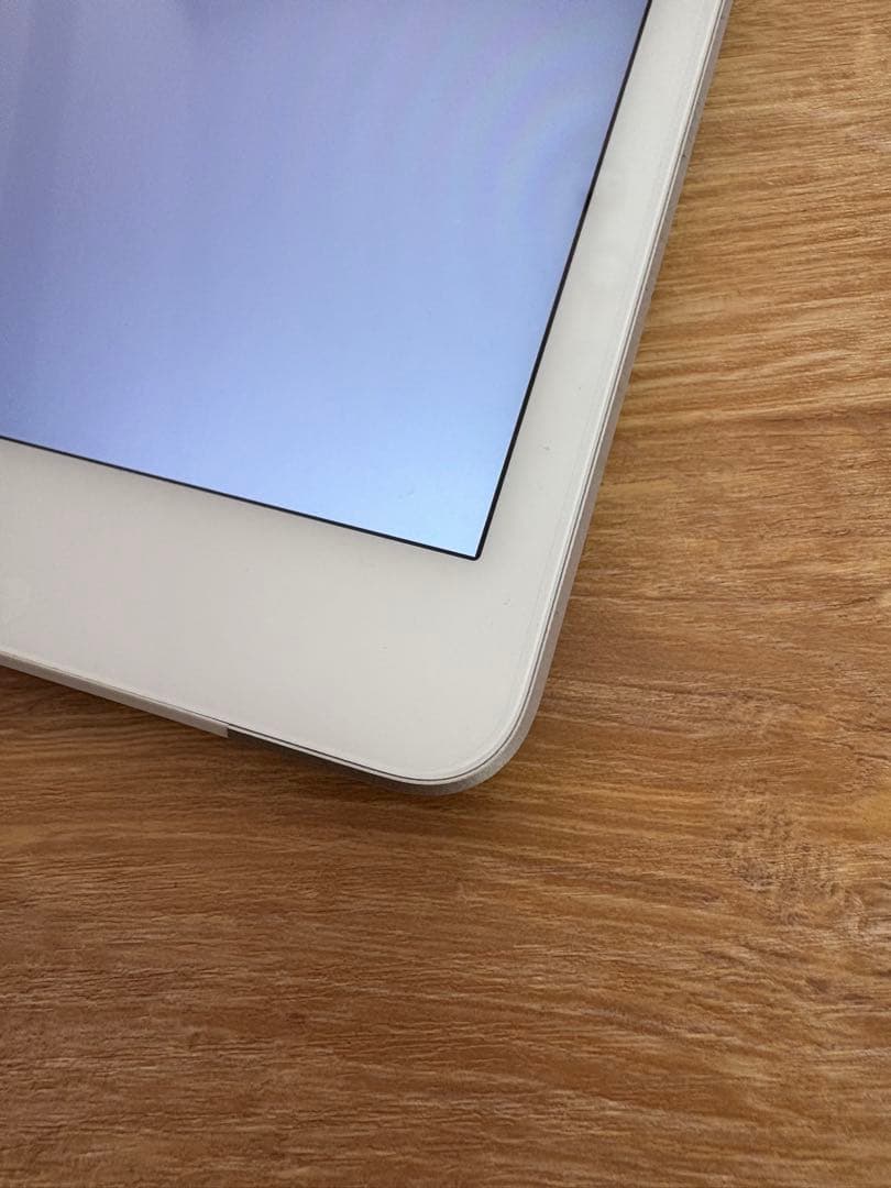 Apple iPad (第7世代) 本体